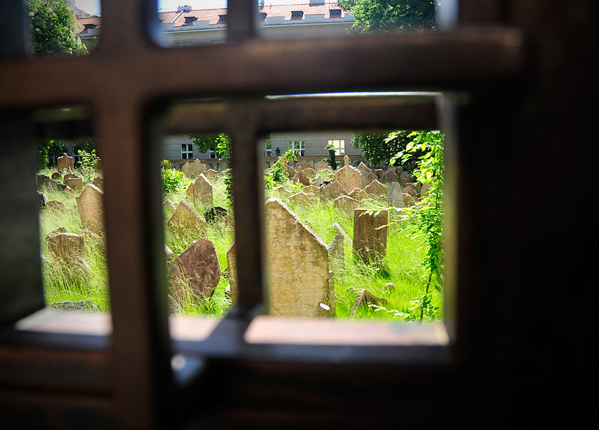 A Trip To Prague - Jewish Cemetary
