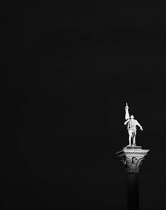 Stockholm City Hall Statue (stadshusstatyn)